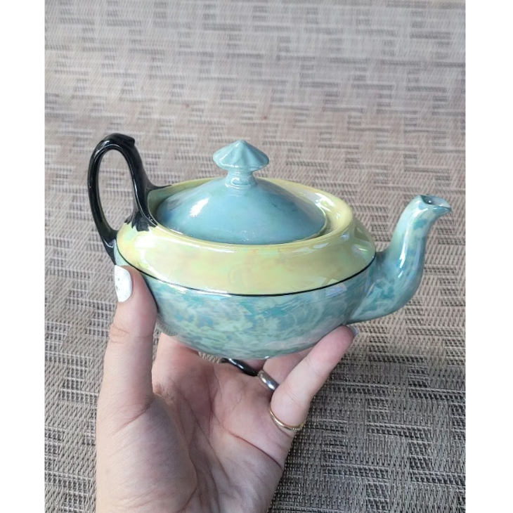 Vintage Phoenix Lusterware Teapot