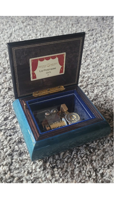 Vintage Reuge Italian Inlayed Music Box