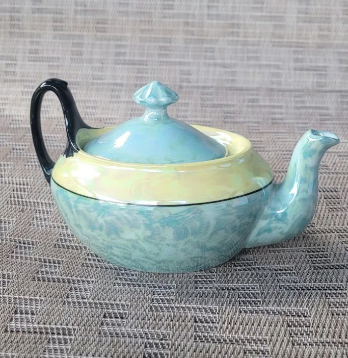Vintage Phoenix Lusterware Teapot