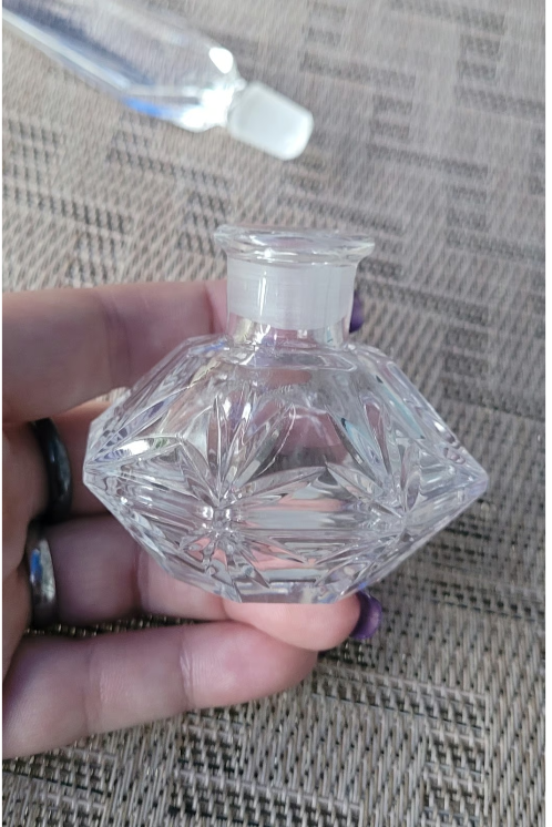 Deco Style Vintage Handcut Crystal Perfume Bottle